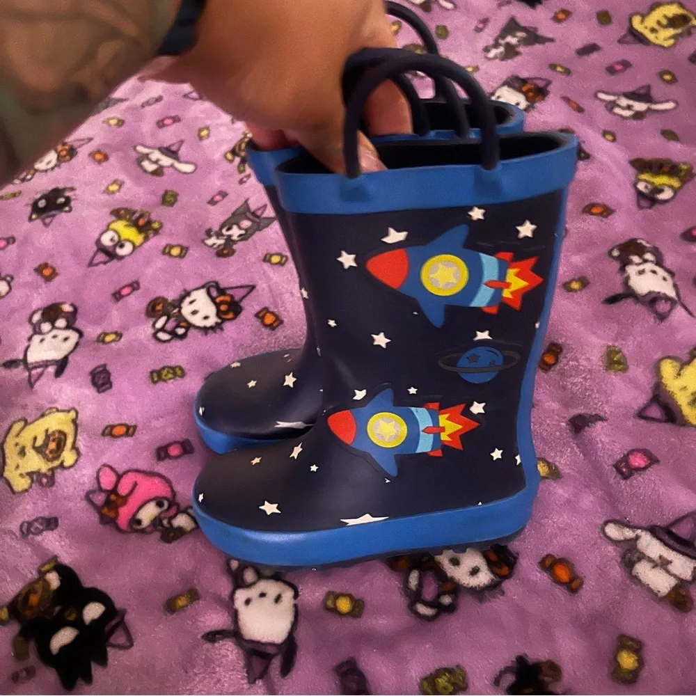 Rain boots